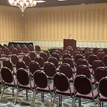 Clarion Hotel & Suites Conference Center Memphis Airport
