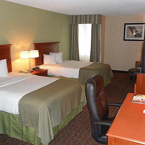 Hotel Clarion & Conference Center Airport