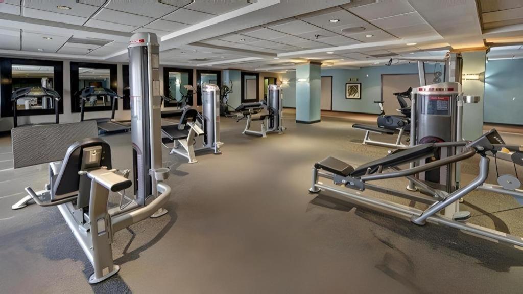 Hotel Clarion & Conference Center Airport