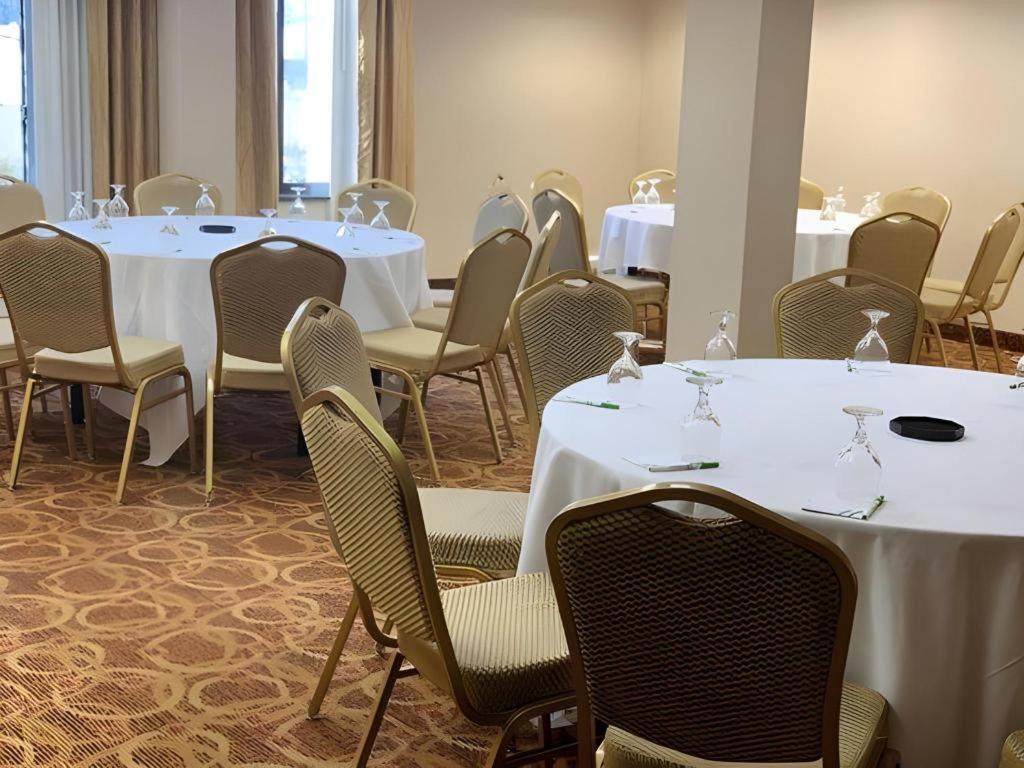 Hotel Clarion & Conference Center Airport Memphis
