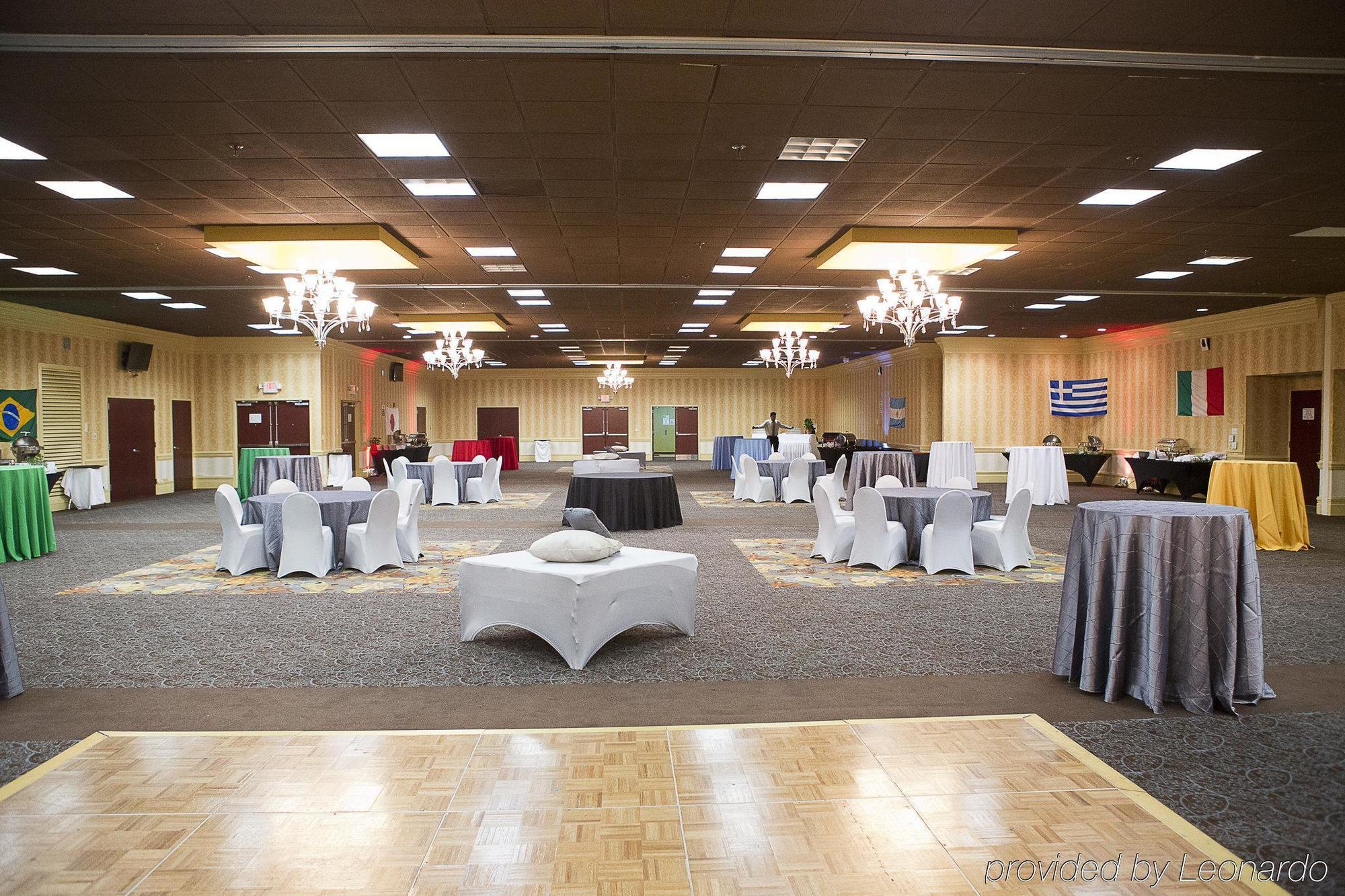 Hotel Clarion & Conference Center Airport