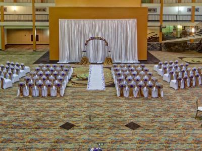 Hotel Clarion & Conference Center Airport