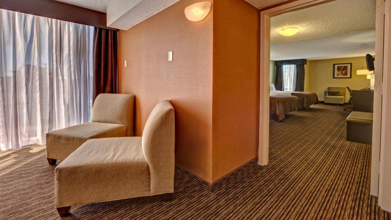 Clarion & Conference Center Airport